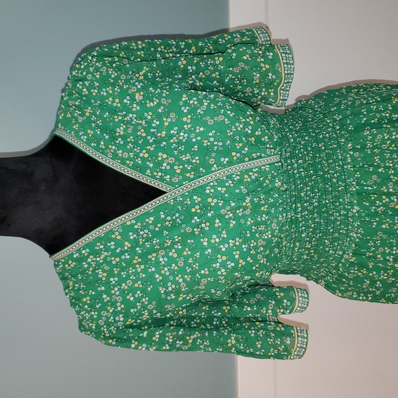 Max Studio Green Floral Midi Dress V Neck Smocked Waist XS - Picture 2 of 11